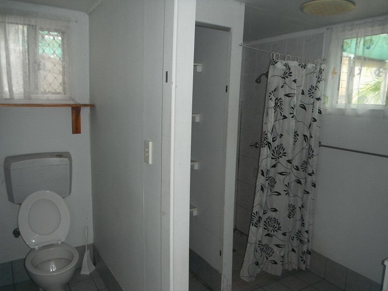 1 Nicholson Street, Mount Morgan QLD 4714