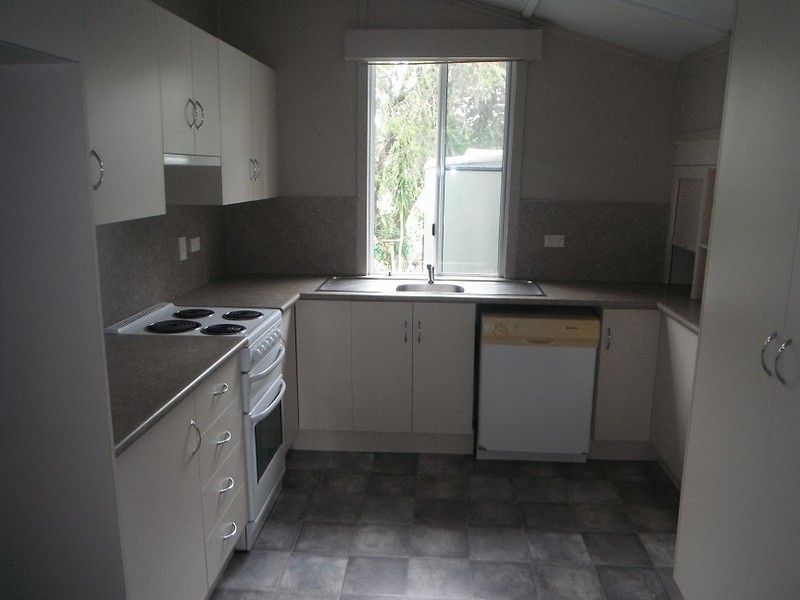 1 Nicholson Street, Mount Morgan QLD 4714