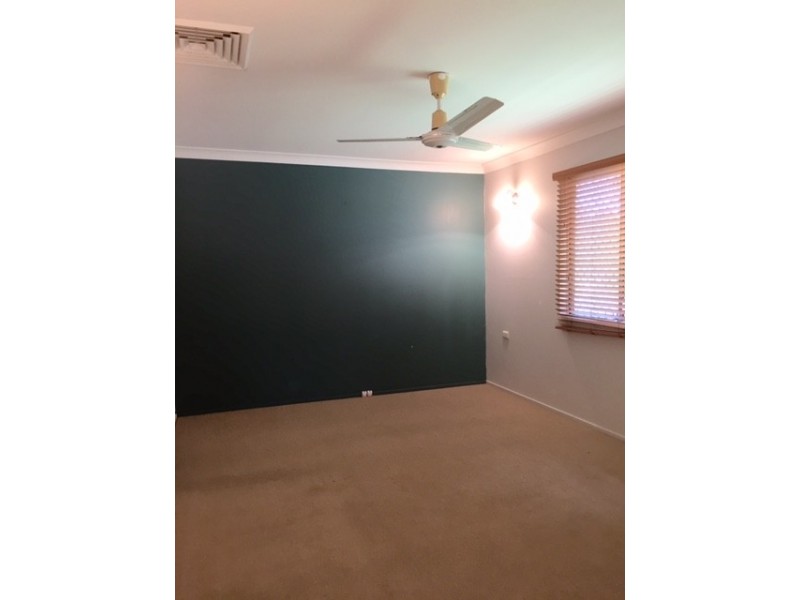 88 Buzacott Street, Park Avenue QLD 4701