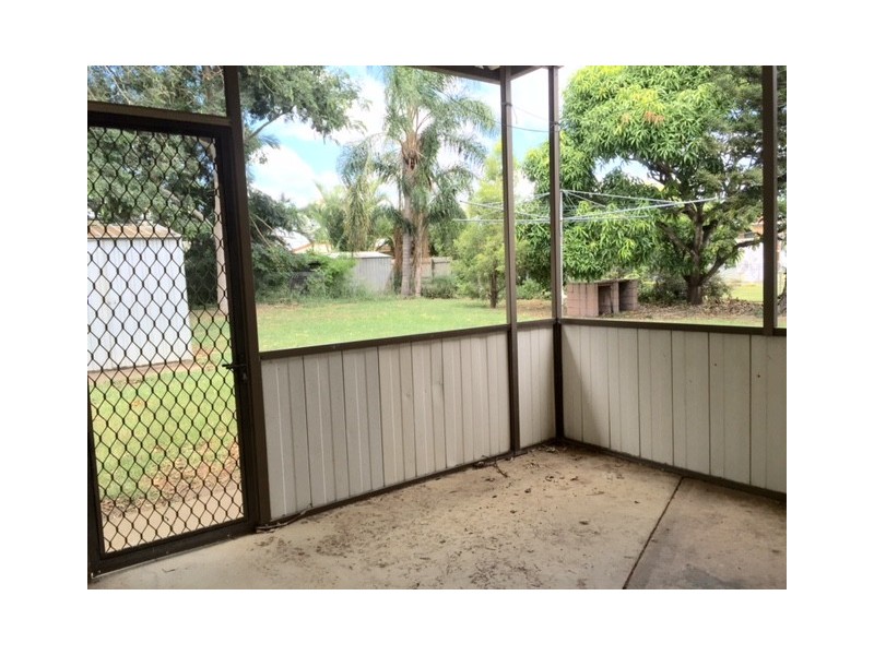 88 Buzacott Street, Park Avenue QLD 4701