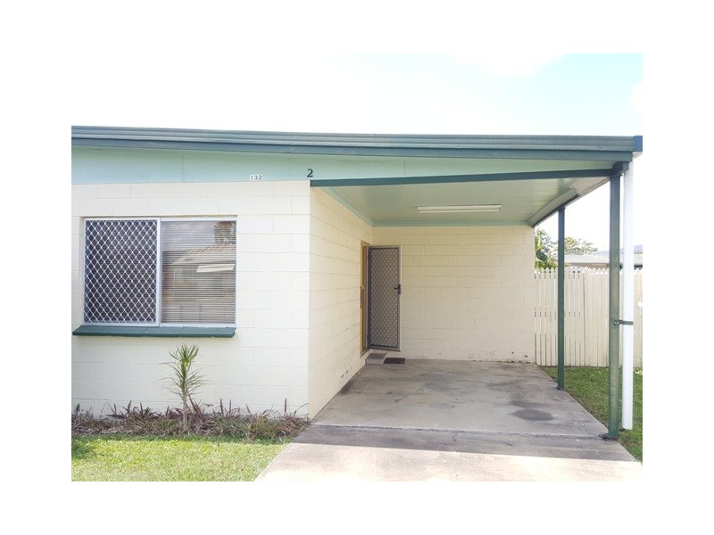 1 / 2 – 132 Alexandra Street, Kawana QLD 4701