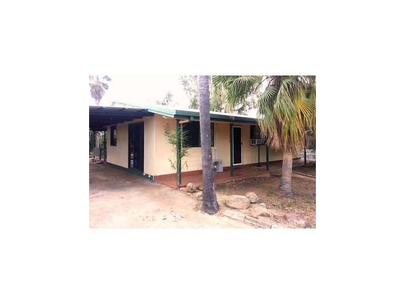 33 Buxton Drive, Gracemere QLD 4702