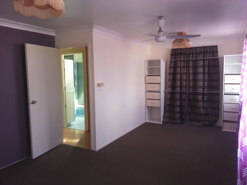 33 Buxton Drive, Gracemere QLD 4702