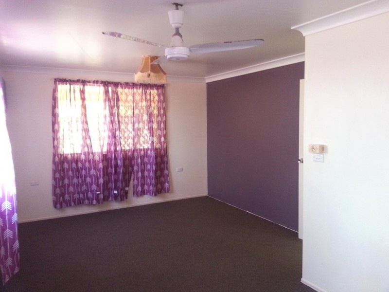 33 Buxton Drive, Gracemere QLD 4702