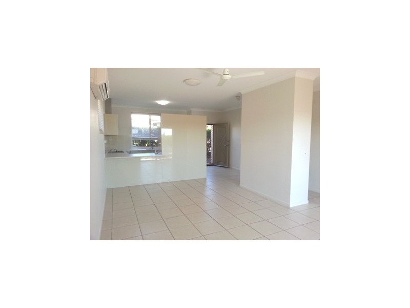 11/10 Eveline Street, Gracemere QLD 4702