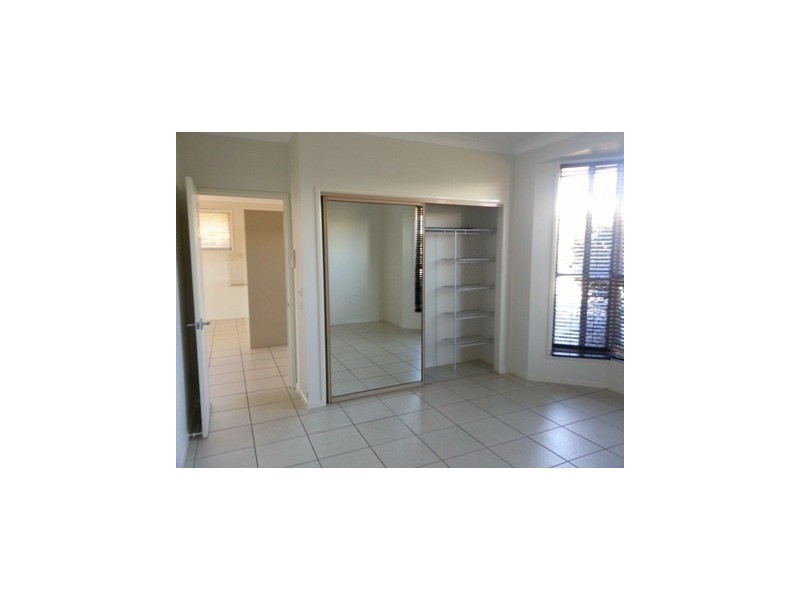 11/10 Eveline Street, Gracemere QLD 4702