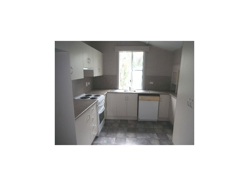 1 Nicholson Street, Mount Morgan QLD 4714