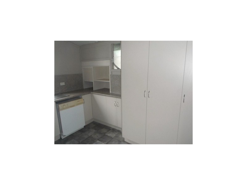 1 Nicholson Street, Mount Morgan QLD 4714