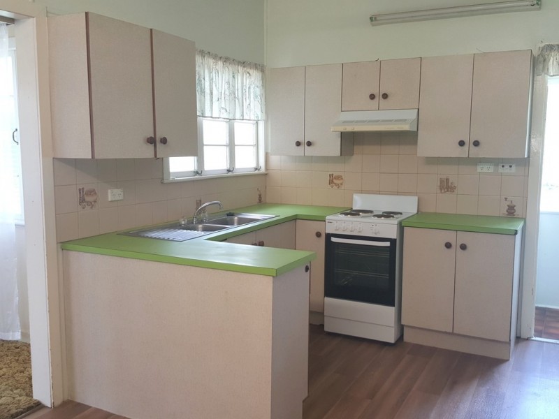 78 Livingstone Street, Berserker QLD 4701