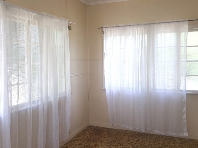 78 Livingstone Street, Berserker QLD 4701