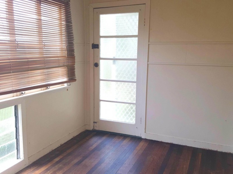 78 Livingstone Street, Berserker QLD 4701