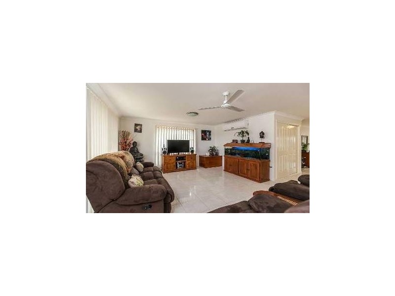 11 Emery Street, Gracemere QLD 4702
