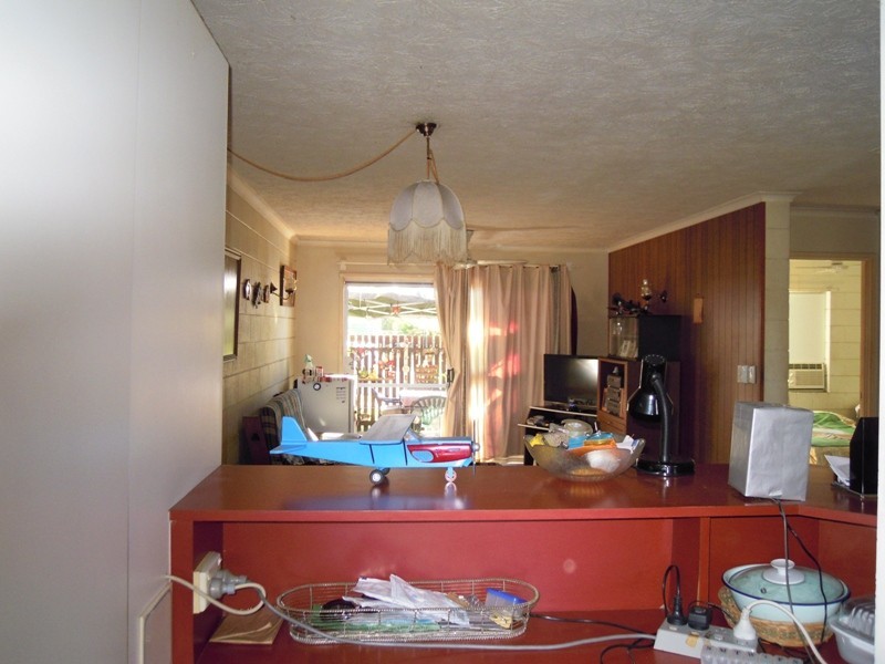 Unit 2 / 98 High Street, Berserker QLD 4701