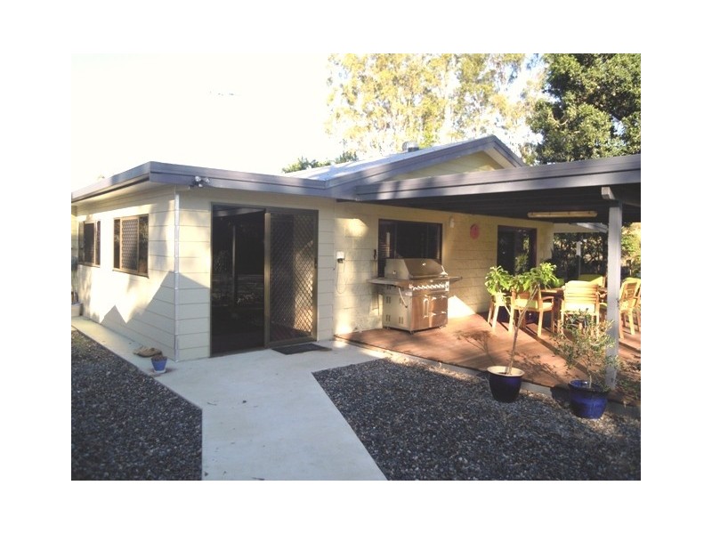 28 Creek Street, Mount Morgan QLD 4714