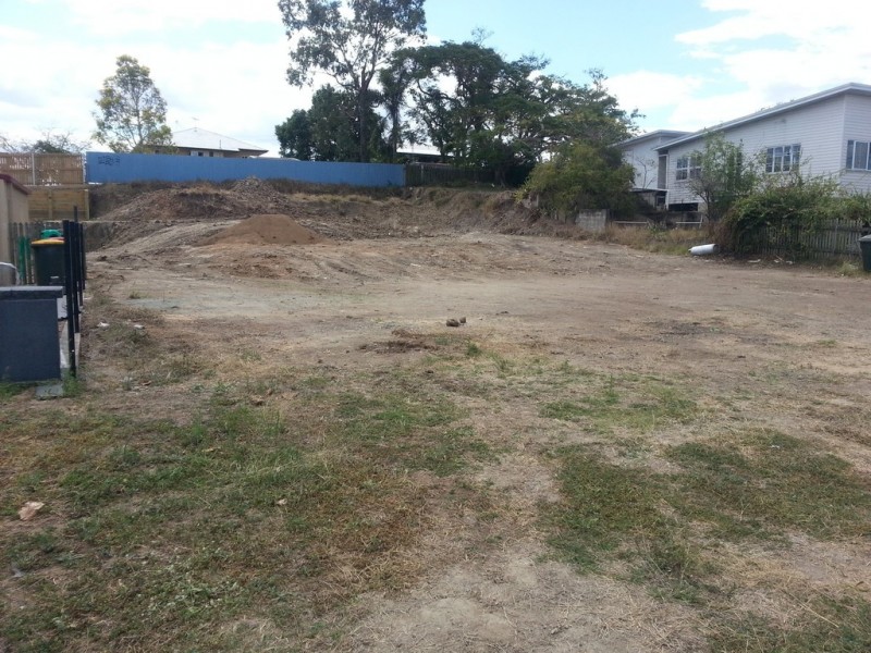 118 Park Street, Park Avenue QLD 4701