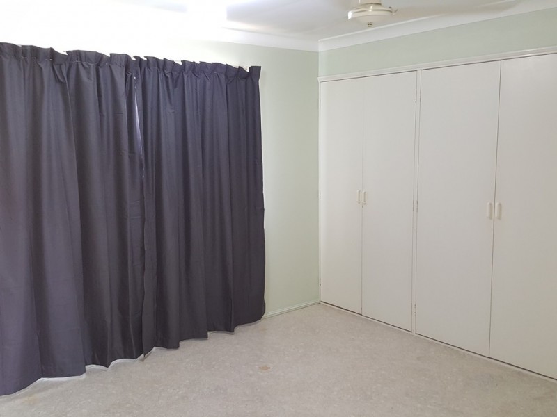 10 Mackay Street, Lakes Creek QLD 4701