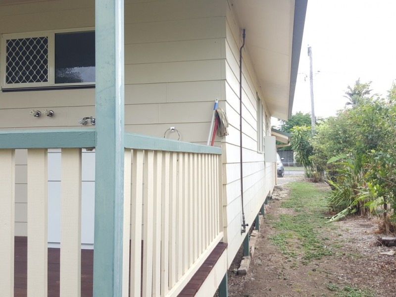 10 Mackay Street, Lakes Creek QLD 4701