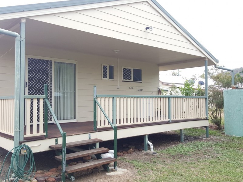 10 Mackay Street, Lakes Creek QLD 4701