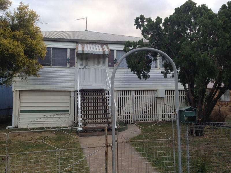 106 West Street, Allenstown QLD 4700