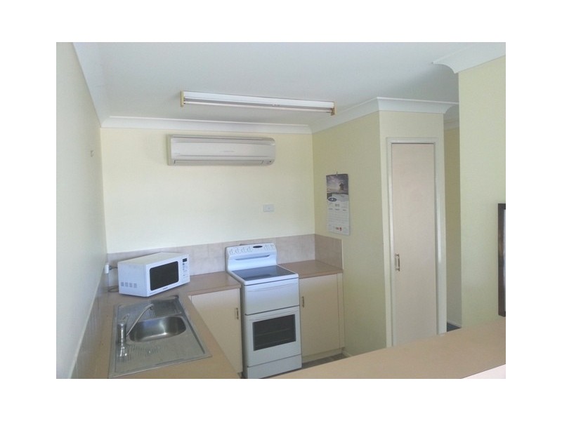 3/128 High Street, Berserker QLD 4701