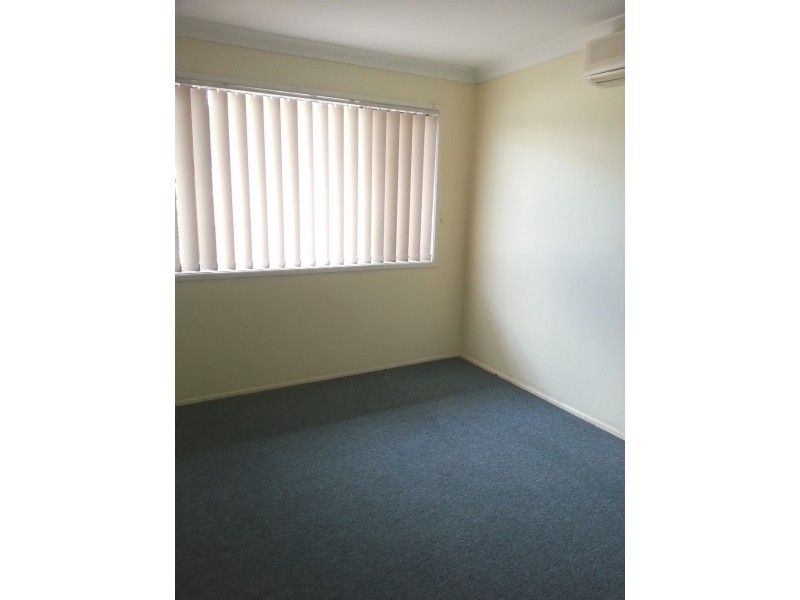 3/128 High Street, Berserker QLD 4701