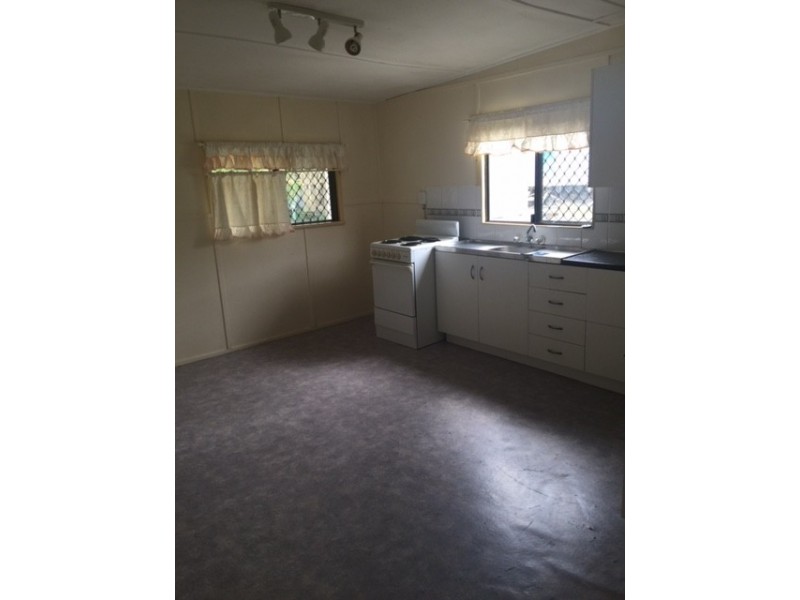 63 Darcy Street, Mount Morgan QLD 4714
