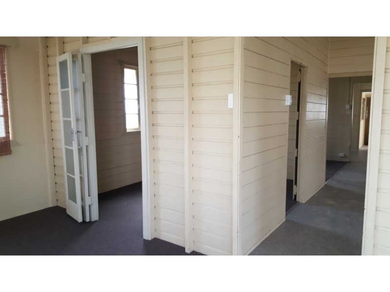 45 Charles Street, Berserker QLD 4701