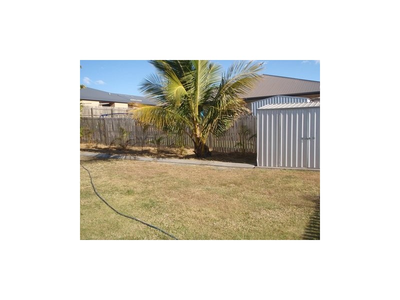 16 John Oxley Drive, Gracemere QLD 4702