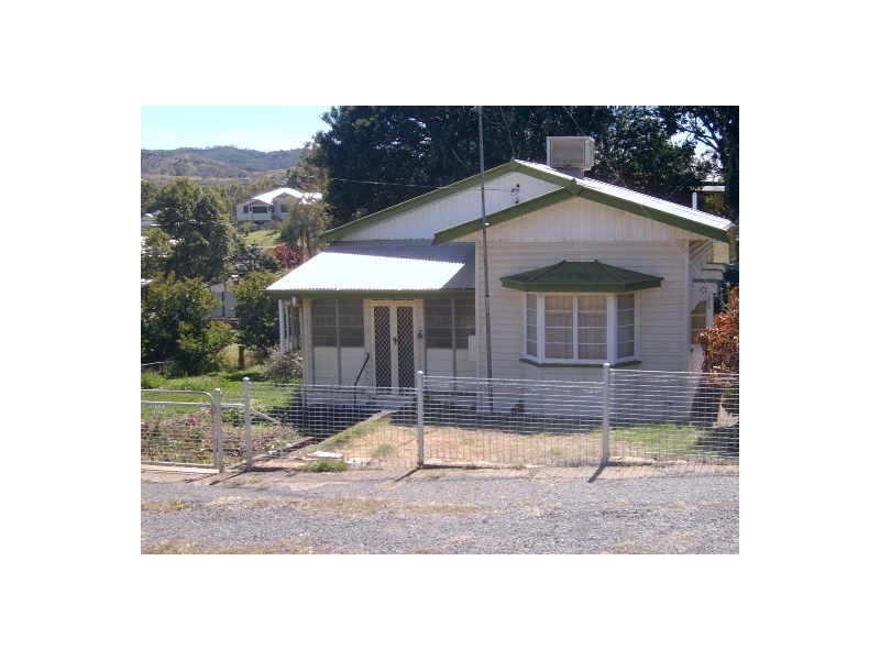 25 Morgan Street, Mount Morgan QLD 4714