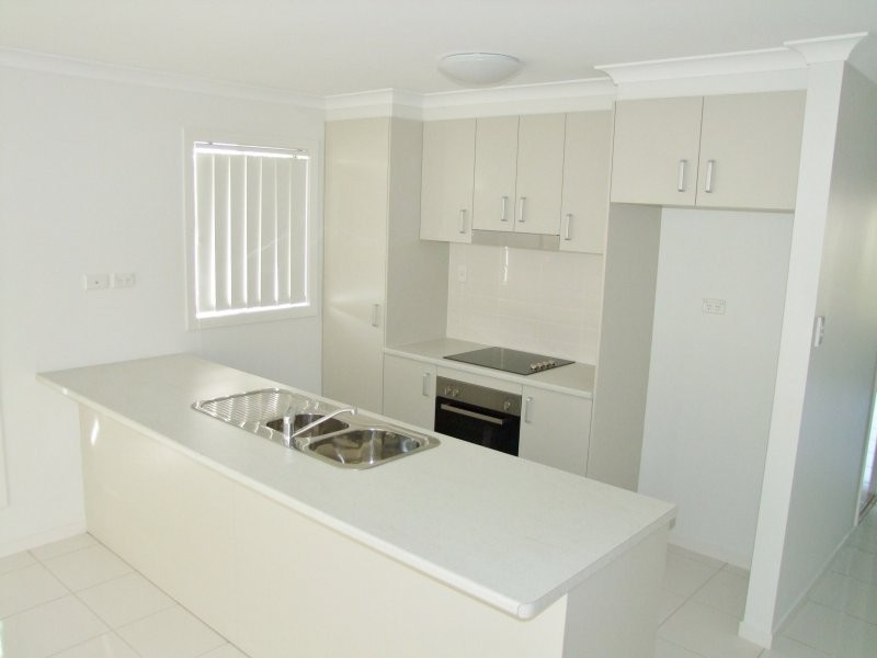 10 Taramoore Road, Gracemere QLD 4702