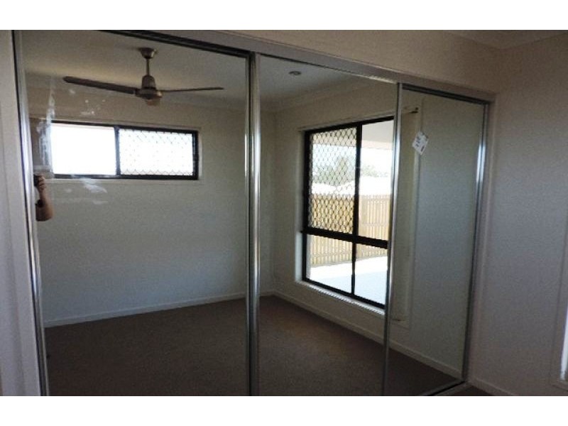 18 Sylvana Avenue, Gracemere QLD 4702