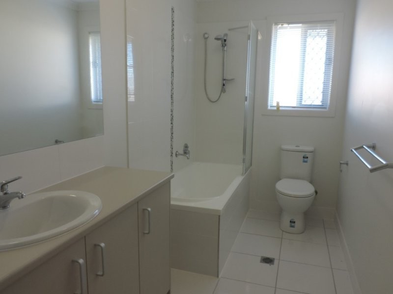1 Taneille Court, Gracemere QLD 4702
