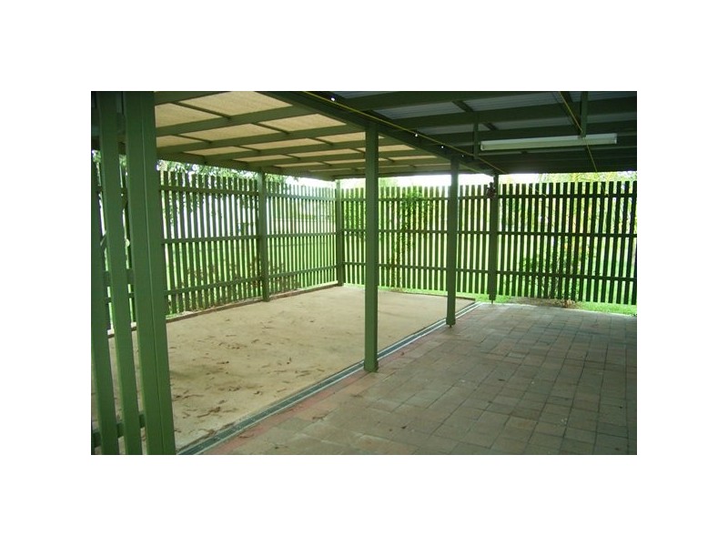 2 Zimitat Street, Gracemere QLD 4702