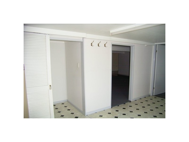 2 Zimitat Street, Gracemere QLD 4702