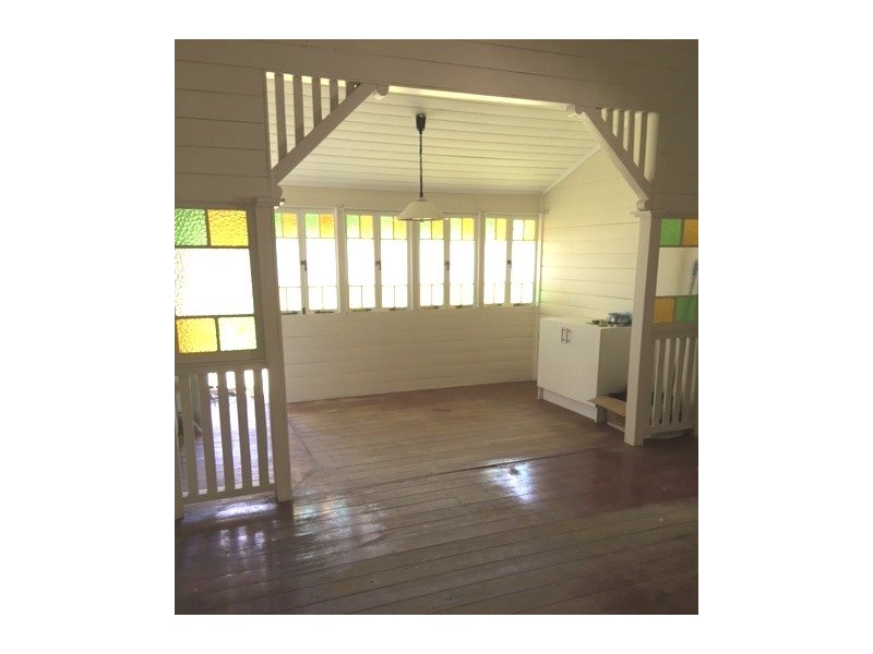 1 Lukin Street, Mount Morgan QLD 4714