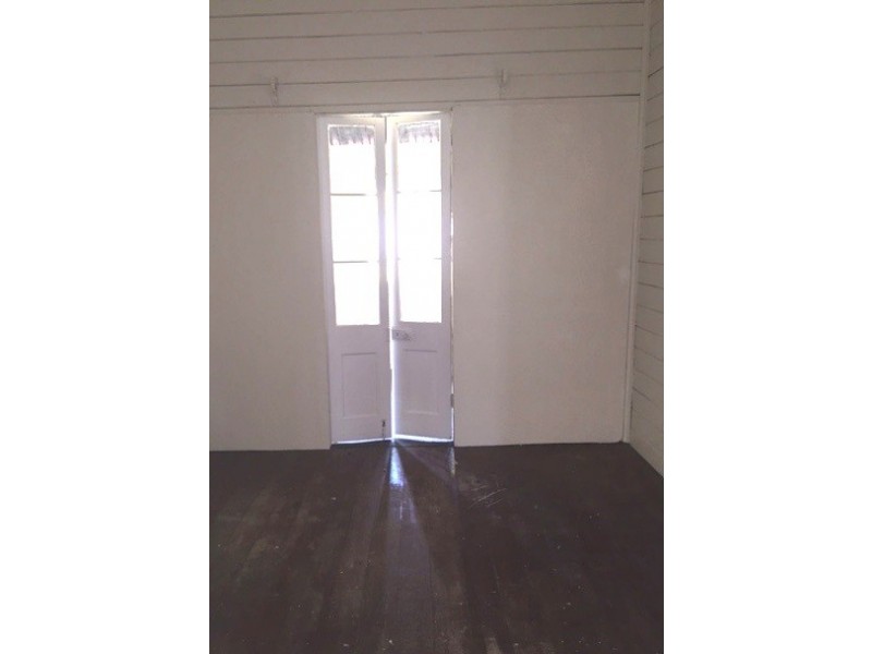 1 Lukin Street, Mount Morgan QLD 4714