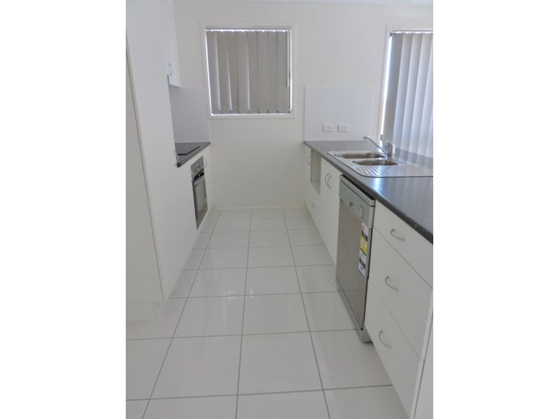 9 Brodie Drive, Gracemere QLD 4702