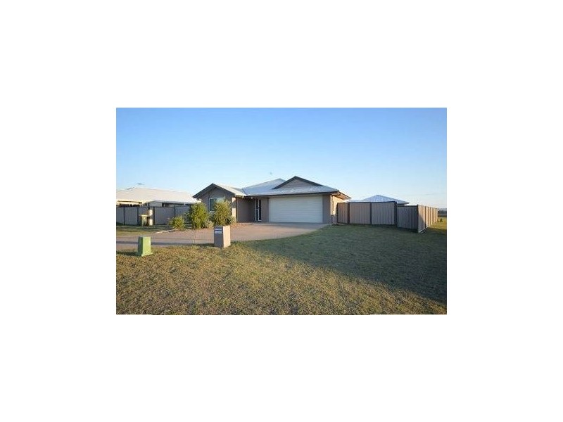 4 Belltrees Place, Gracemere QLD 4702