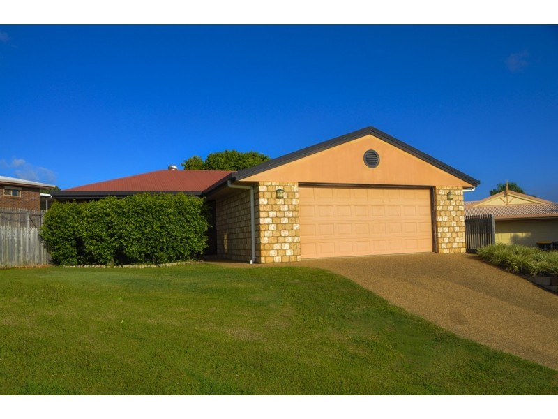 5 Bartram Place, Kawana QLD 4701