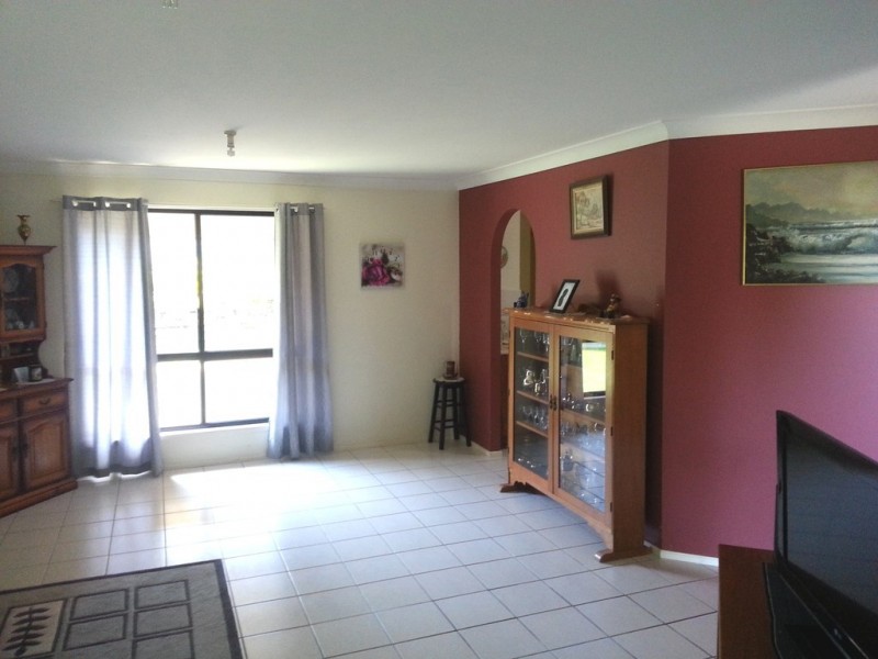 5 Bartram Place, Kawana QLD 4701