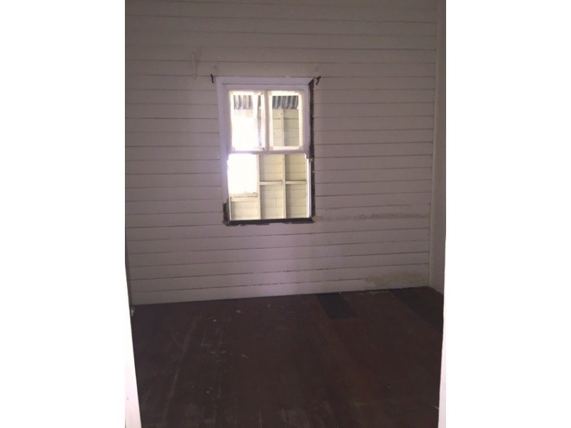 1 Lukin Street, Mount Morgan QLD 4714