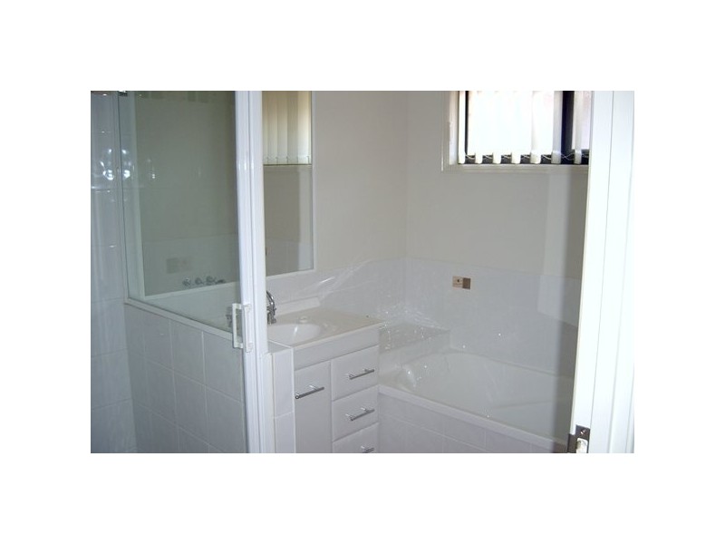 1 Isabel Court, Gracemere QLD 4702