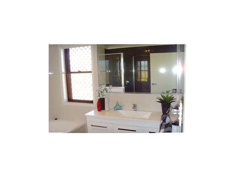 44 James Street, Gracemere QLD 4702