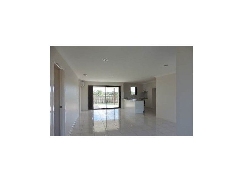 9 Vermont Drive, Parkhurst QLD 4702
