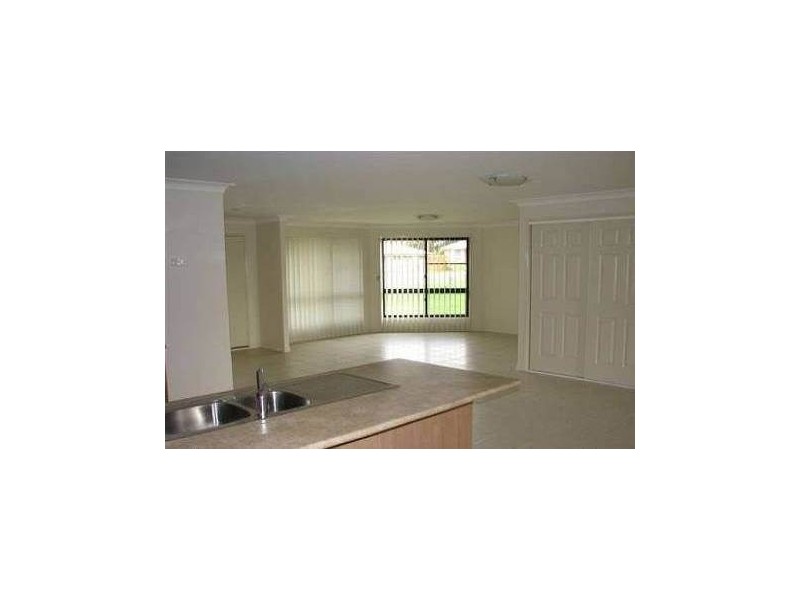 9 Riley Drive, Gracemere QLD 4702