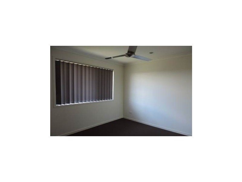 18 Florida Crescent, Parkhurst QLD 4702