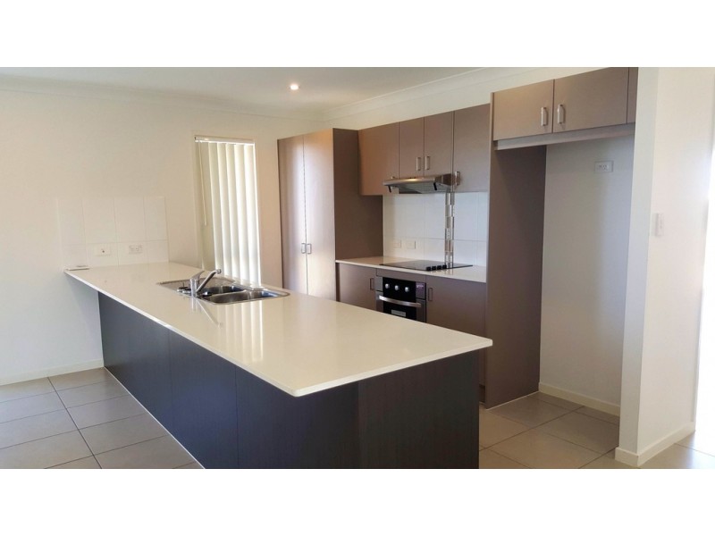 4 Belltrees Place, Gracemere QLD 4702