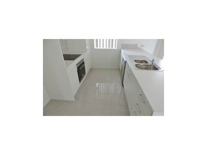 5 Clint Close, Gracemere QLD 4702