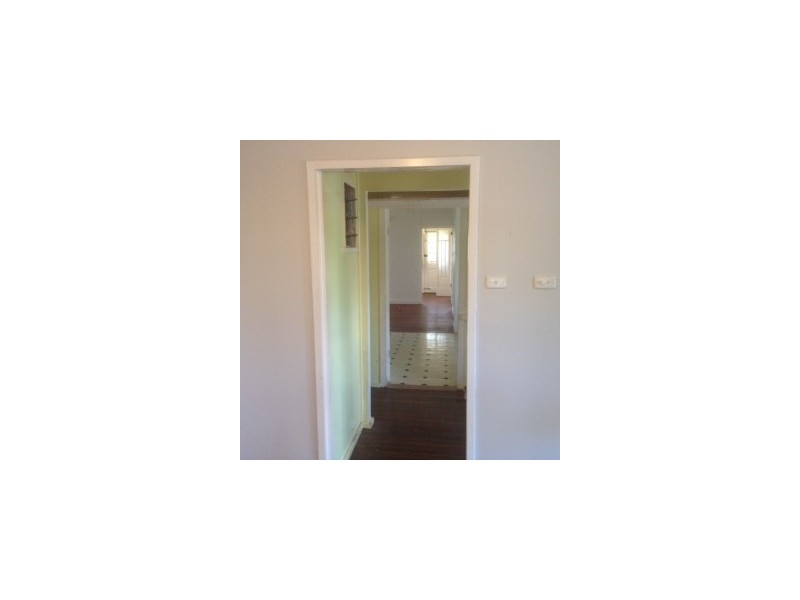 78 Dee Street, Mount Morgan QLD 4714