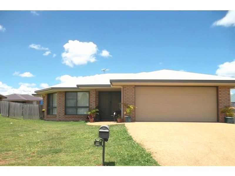 35 Seonaid Place, Gracemere QLD 4702